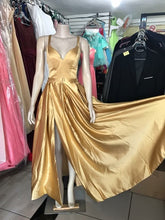 Load image into Gallery viewer, Plus size Evening Dress with High Slit prom Satin
